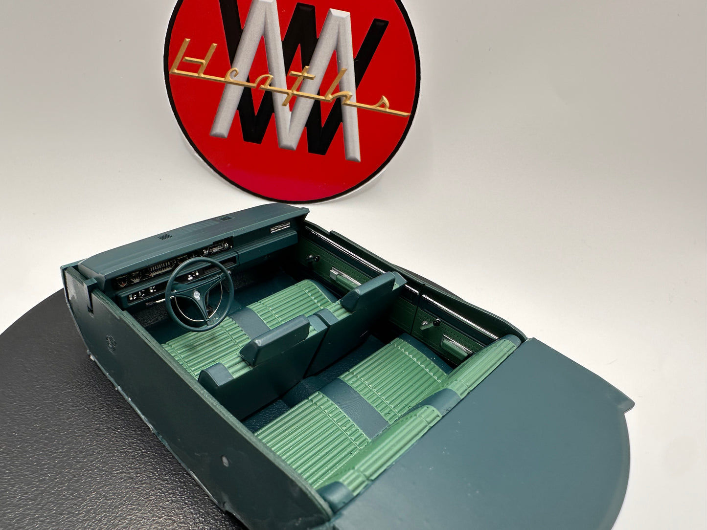 1/25 Scale 1969 Road Runner Interior Kit – Fits Jo-Han Body Kit ashes to AMT Chassis | with or without A/C